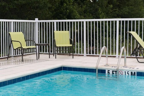 Hampton Inn and Suites Fayetteville NC - image 8