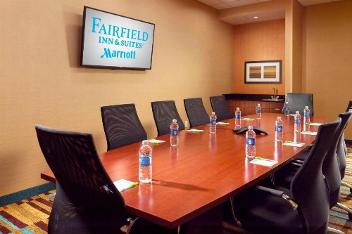 Fairfield Inn & Suites by Marriott Fayetteville North - image 21