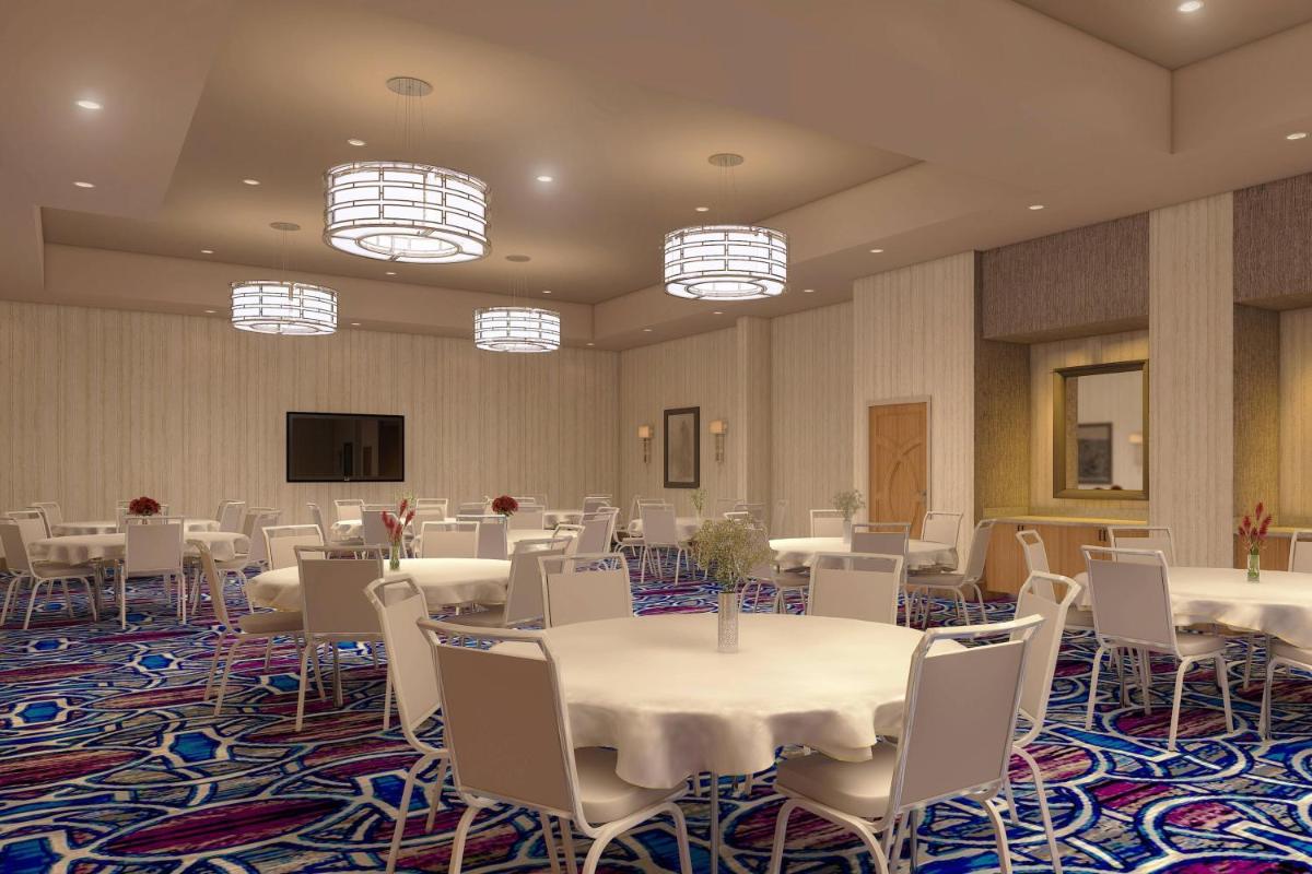 SpringHill Suites by Marriott Fayetteville Fort Bragg - image 3