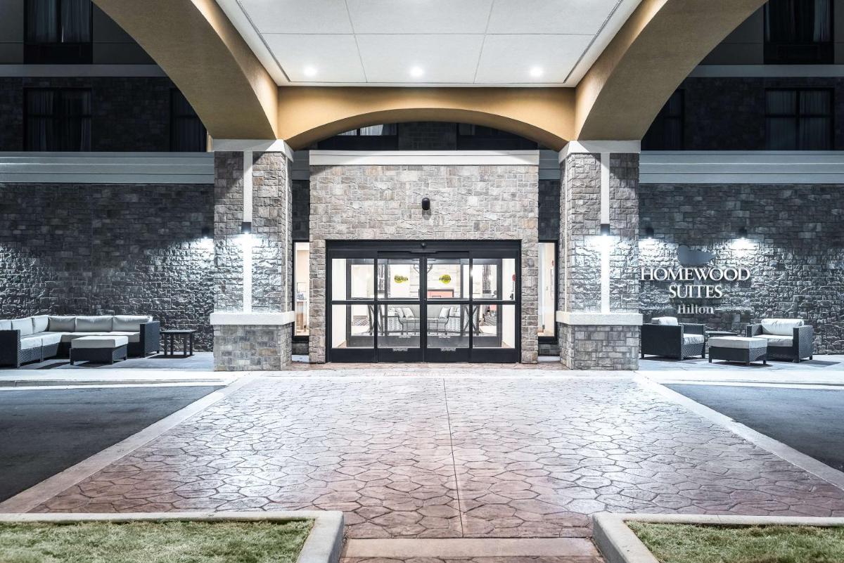 Homewood Suites By Hilton Fayetteville - image 2