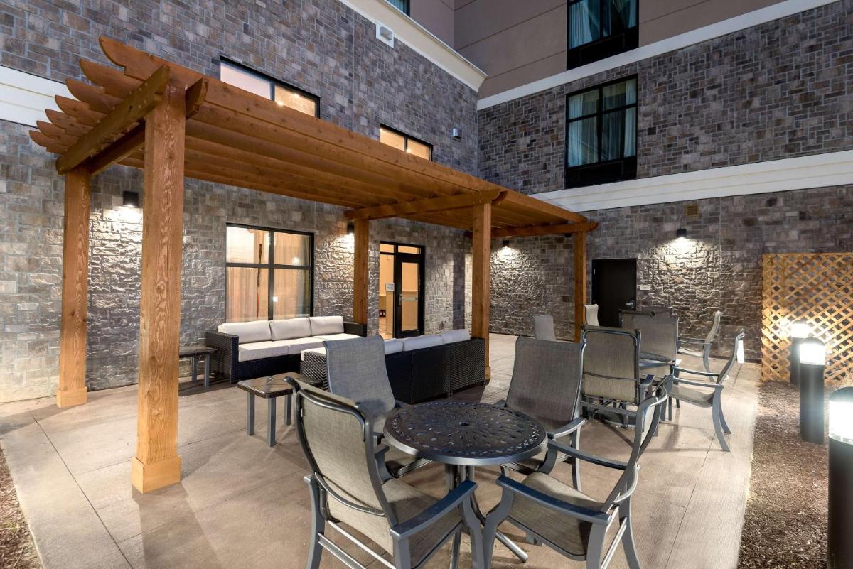 Homewood Suites By Hilton Fayetteville - image 4
