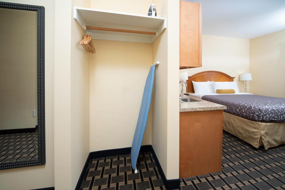 Mt. Rose Hotel - image 6