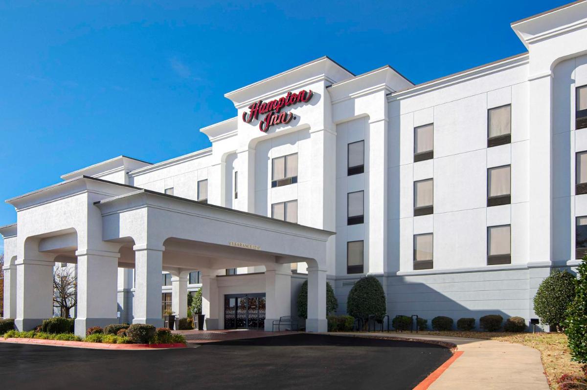 Hampton Inn Fayetteville - main image