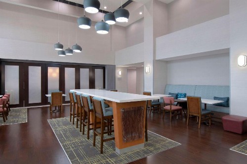 Hampton Inn Fayetteville - image 31