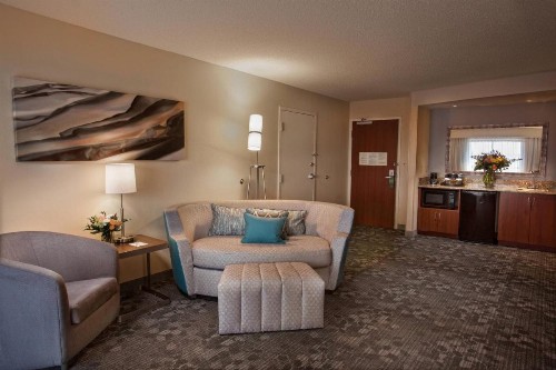 Courtyard by Marriott Fayetteville - image 21