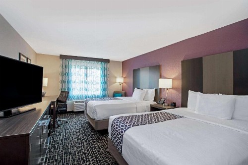 La Quinta by Wyndham Fayetteville - image 25