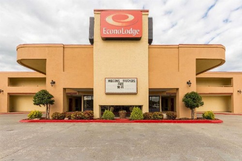 Econo Lodge Fayetteville - image 7