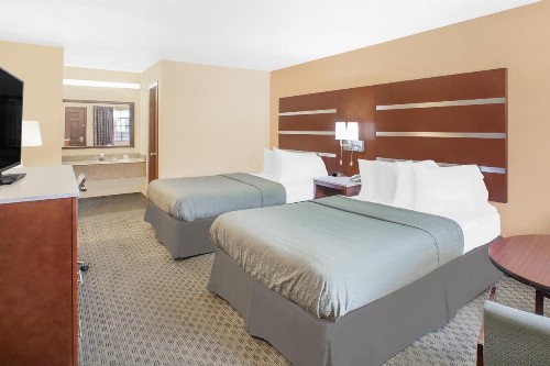 Days Inn by Wyndham Fayetteville - image 22
