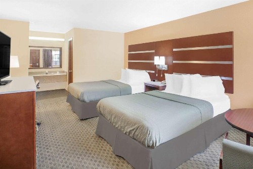 Days Inn by Wyndham Fayetteville - image 26