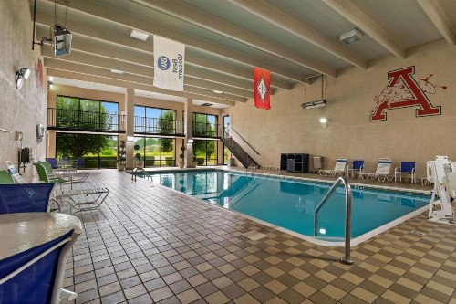 Best Western Windsor Suites - image 20