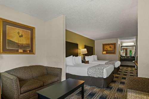 Best Western Windsor Suites - image 26