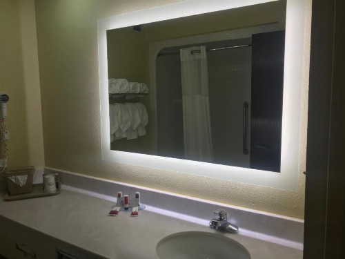 Baymont by Wyndham Fayetteville - image 26