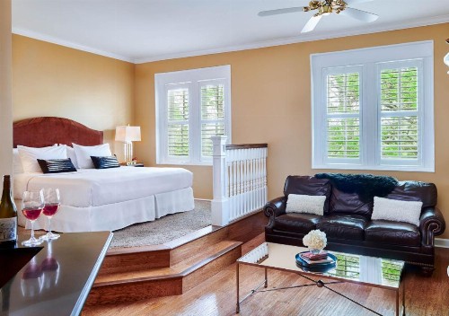 Inn at Carnall Hall - image 16