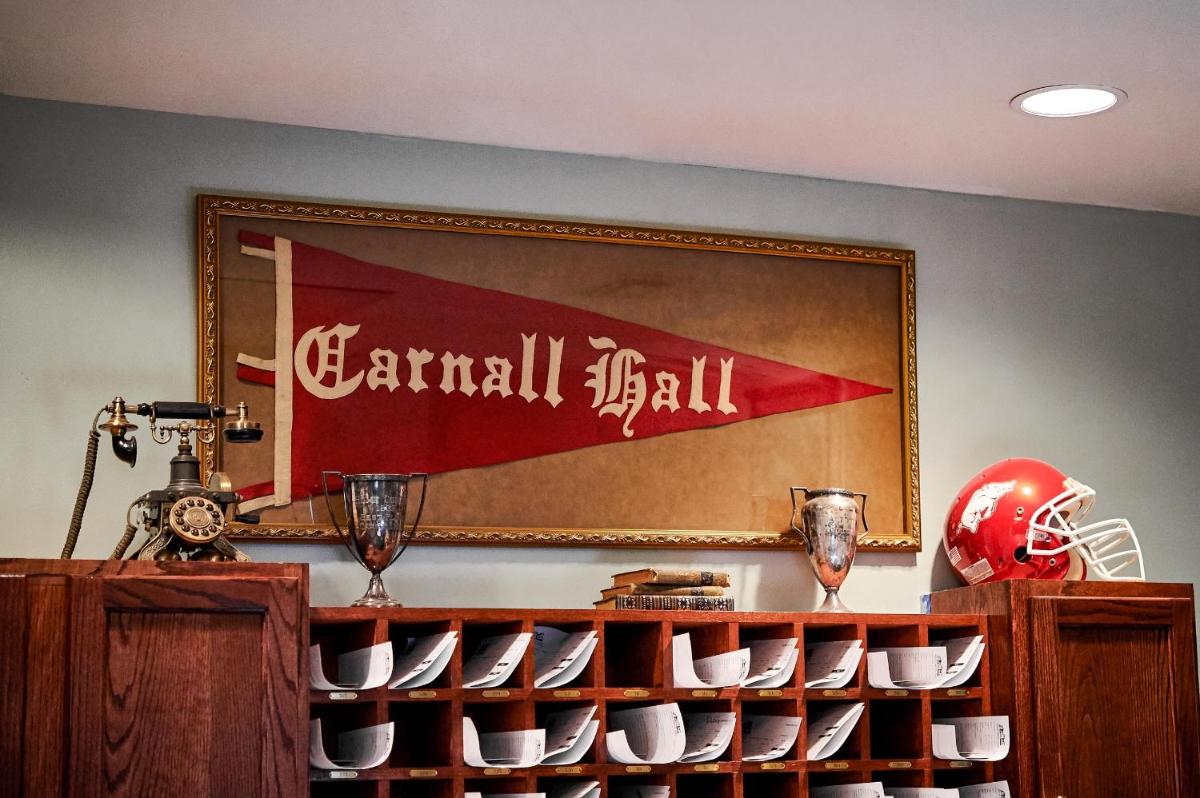 Inn at Carnall Hall - image 3