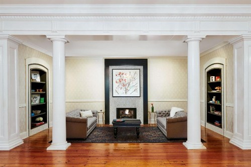Inn at Carnall Hall - image 5
