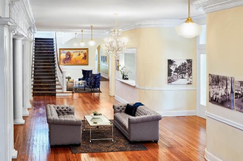 Inn at Carnall Hall - image 8