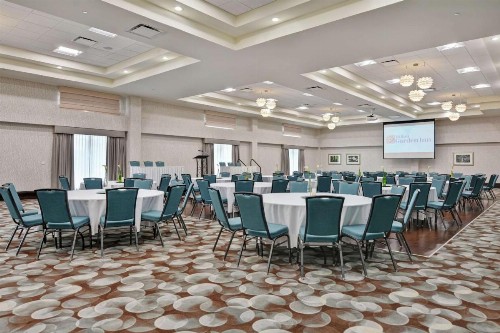 Hilton Garden Inn and Fayetteville Convention Center - image 30