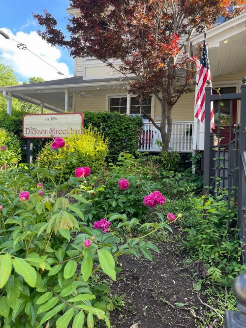 Dickson Street Inn - image 34