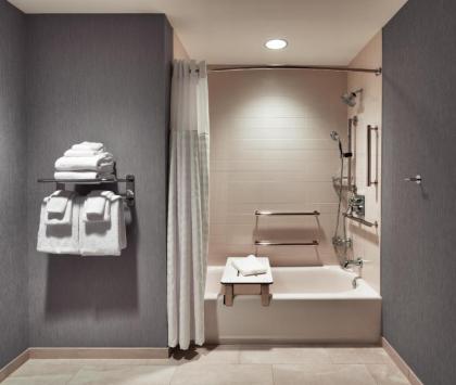 Hyatt Place Fayetteville/Springdale - image 11