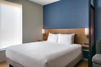 Hyatt Place Fayetteville/Springdale - image 2