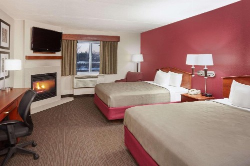 AmericInn by Wyndham Douglas/Saugatuck - image 42