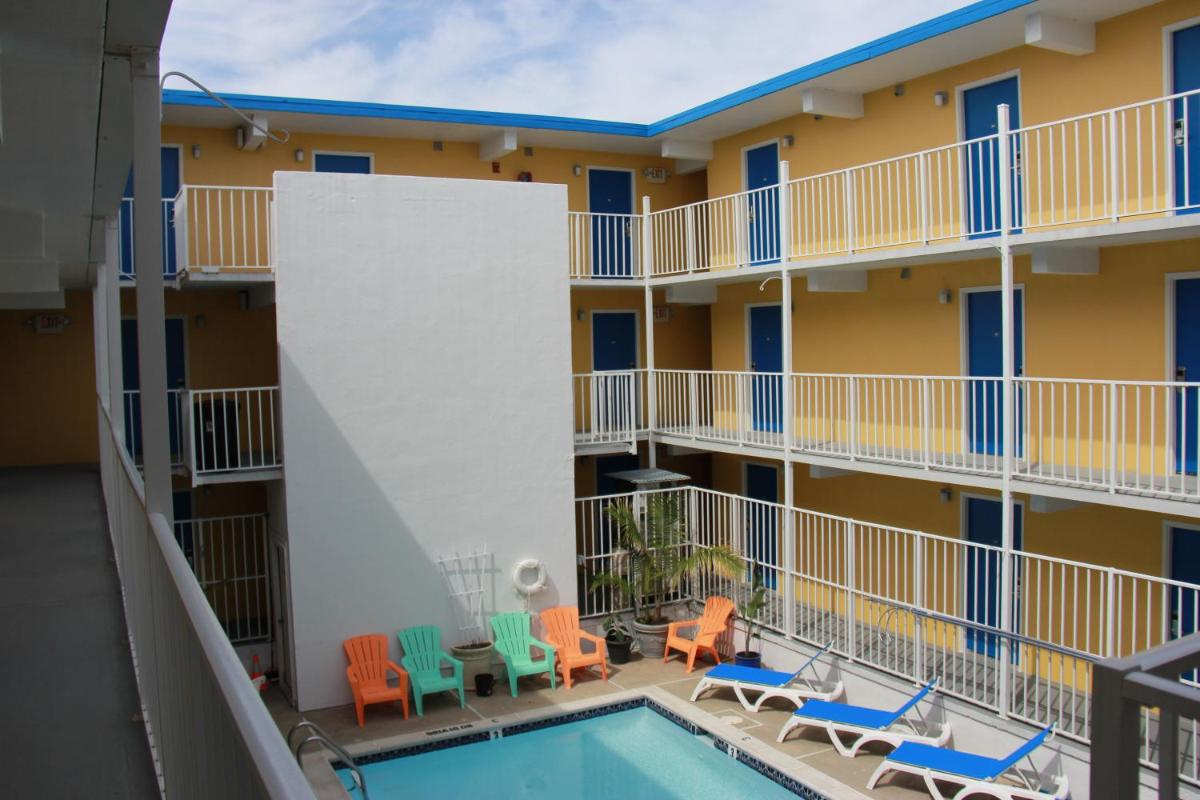 Seaside Inn & Suites - main image