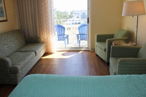 Seaside Inn & Suites - image 20