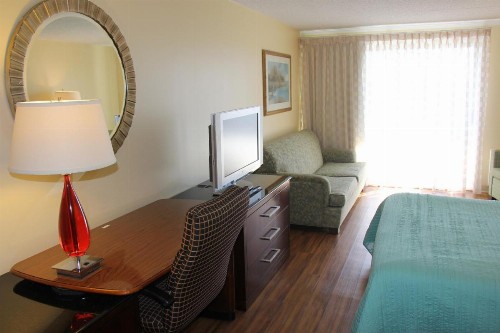 Seaside Inn & Suites - image 23
