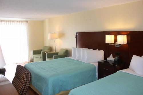 Seaside Inn & Suites - image 29