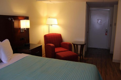 Seaside Inn & Suites - image 45