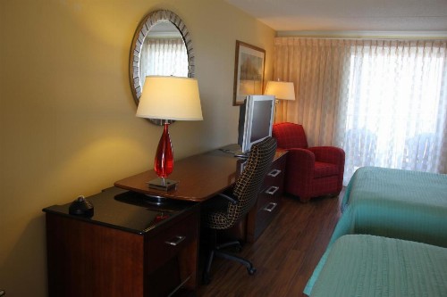 Seaside Inn & Suites - image 8