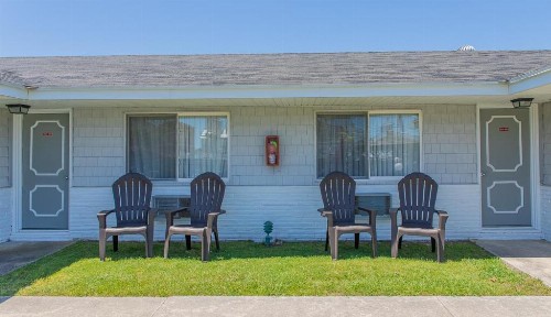 Atlantic Coast Inn - image 19