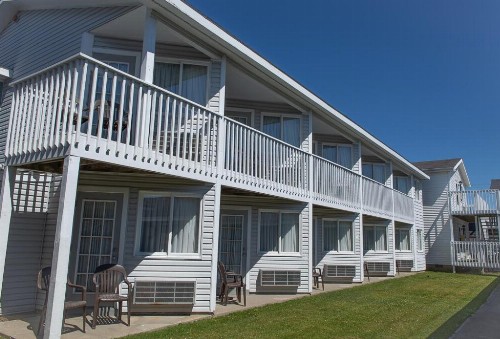 Atlantic Coast Inn - image 20