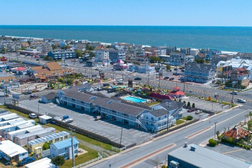 Atlantic Coast Inn - image 22