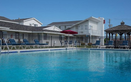Atlantic Coast Inn - image 7