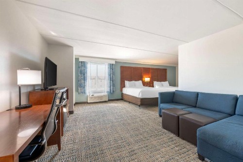 Comfort Suites Fernandina Beach at Amelia Island - image 28