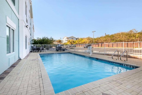 Comfort Suites Fernandina Beach at Amelia Island - image 44