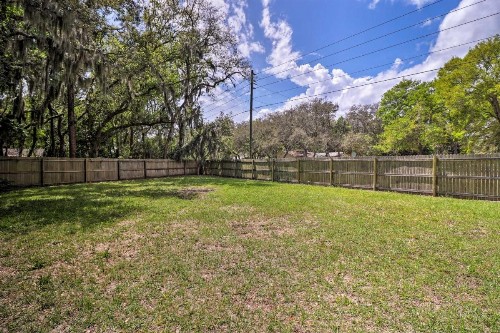 Family House with Yard - 1mi to Fernandina Beach - image 9