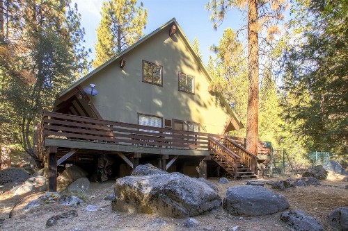 Yosemite Creekside Birdhouse - image 1