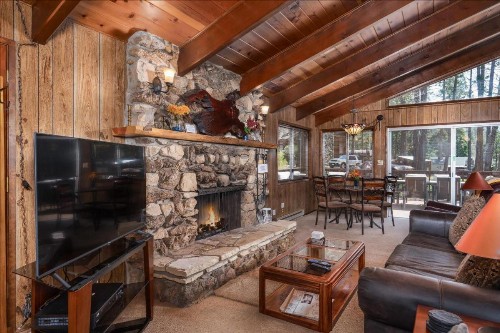 Papa Bear Cabin - 3BR/3BA Home - image 6