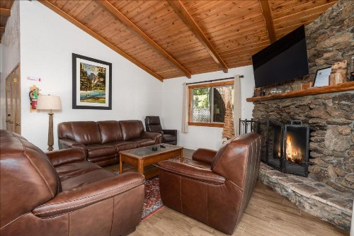 Evergreen - 3BR/2BA Home - image 18