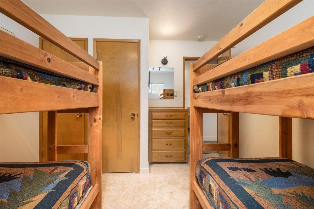 Evergreen - 3BR/2BA Home - image 2