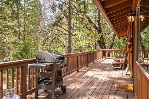 Evergreen - 3BR/2BA Home - image 23