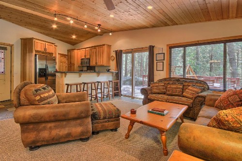 1L The Tree House - image 8