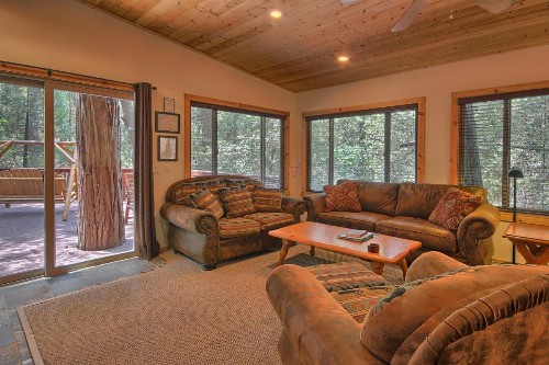 1L The Tree House - image 9