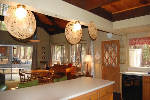 50 Spindlers Chalet - image 8