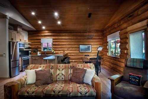 38 The Mini Cabin - image 9