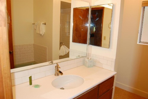 43A Mountain Retreat - image 8