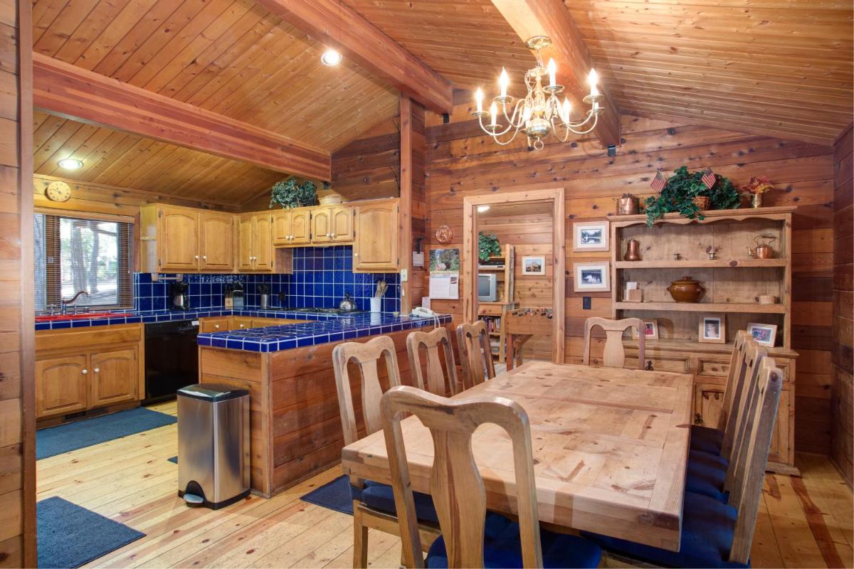41A Cedar Chalet - image 7