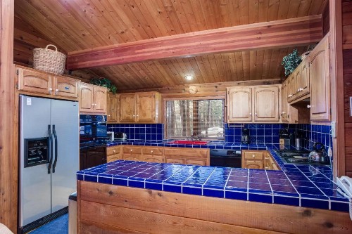 41A Cedar Chalet - image 9